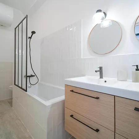 Parisuites Grands Boulevards Design Folies Bergeres *