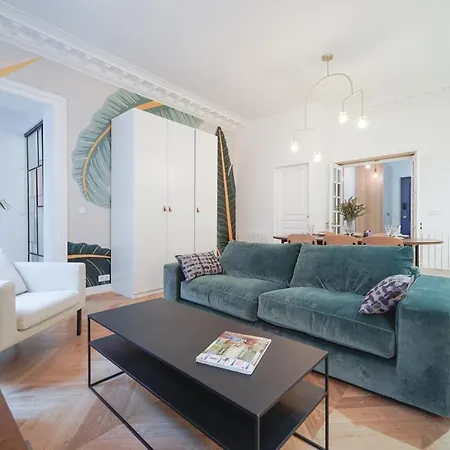 Parisuites Grands Boulevards Design Folies Bergeres Apartment Paris