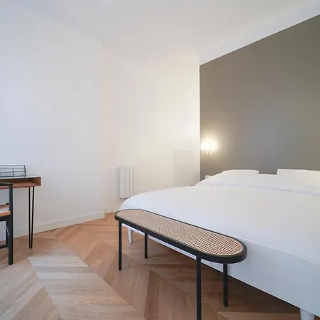 Apartment Parisuites Grands Boulevards Design Folies Bergeres *